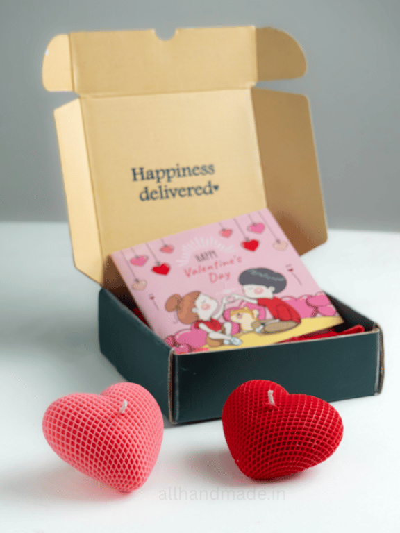 Heartfelt Duo Valentine’s Candle Gift Box Main image