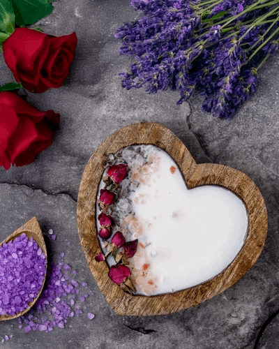Romantic Rose &amp; Salt Heart-Shaped Wooden Candle