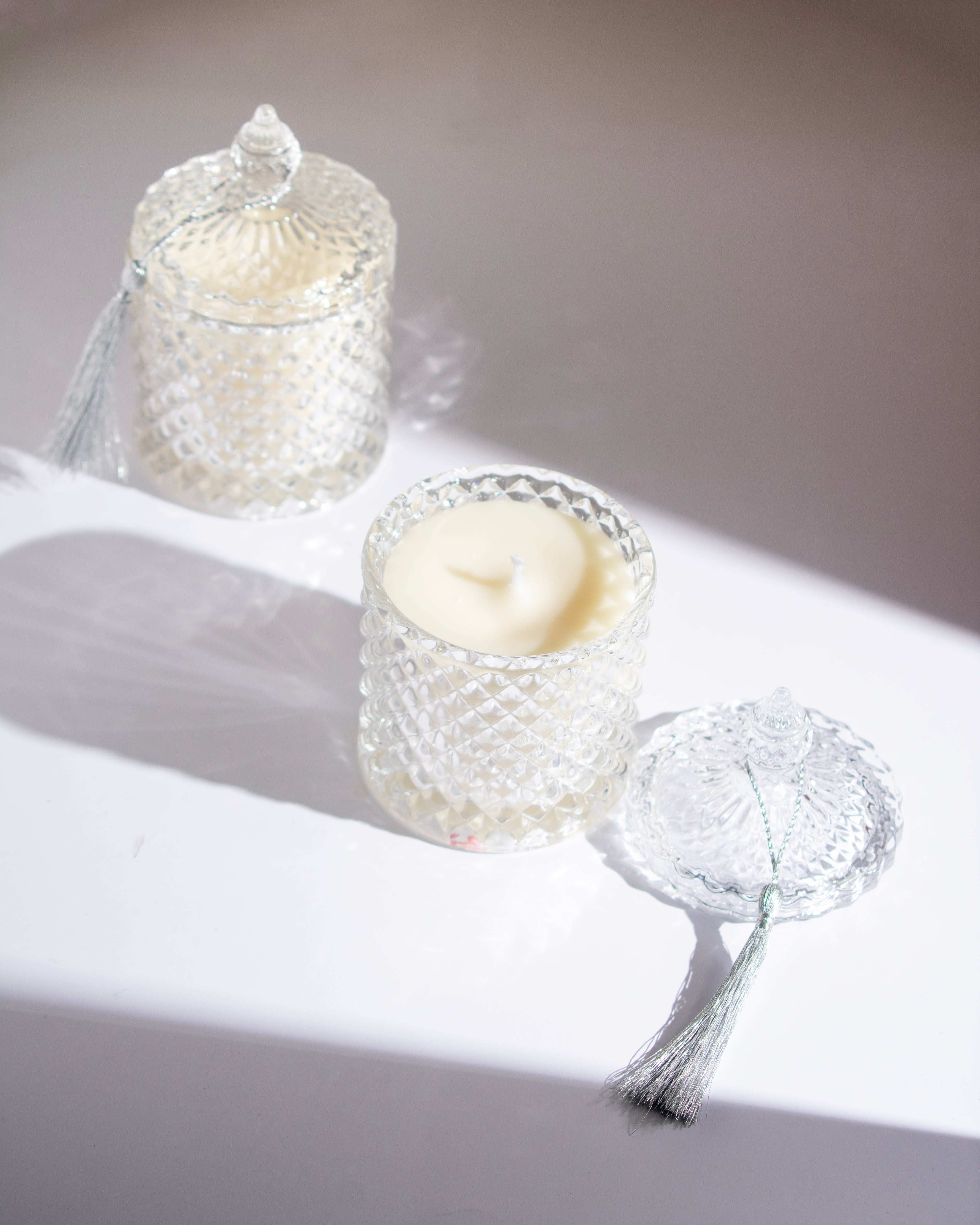Crystal elegance Aroma Candle Secondary image