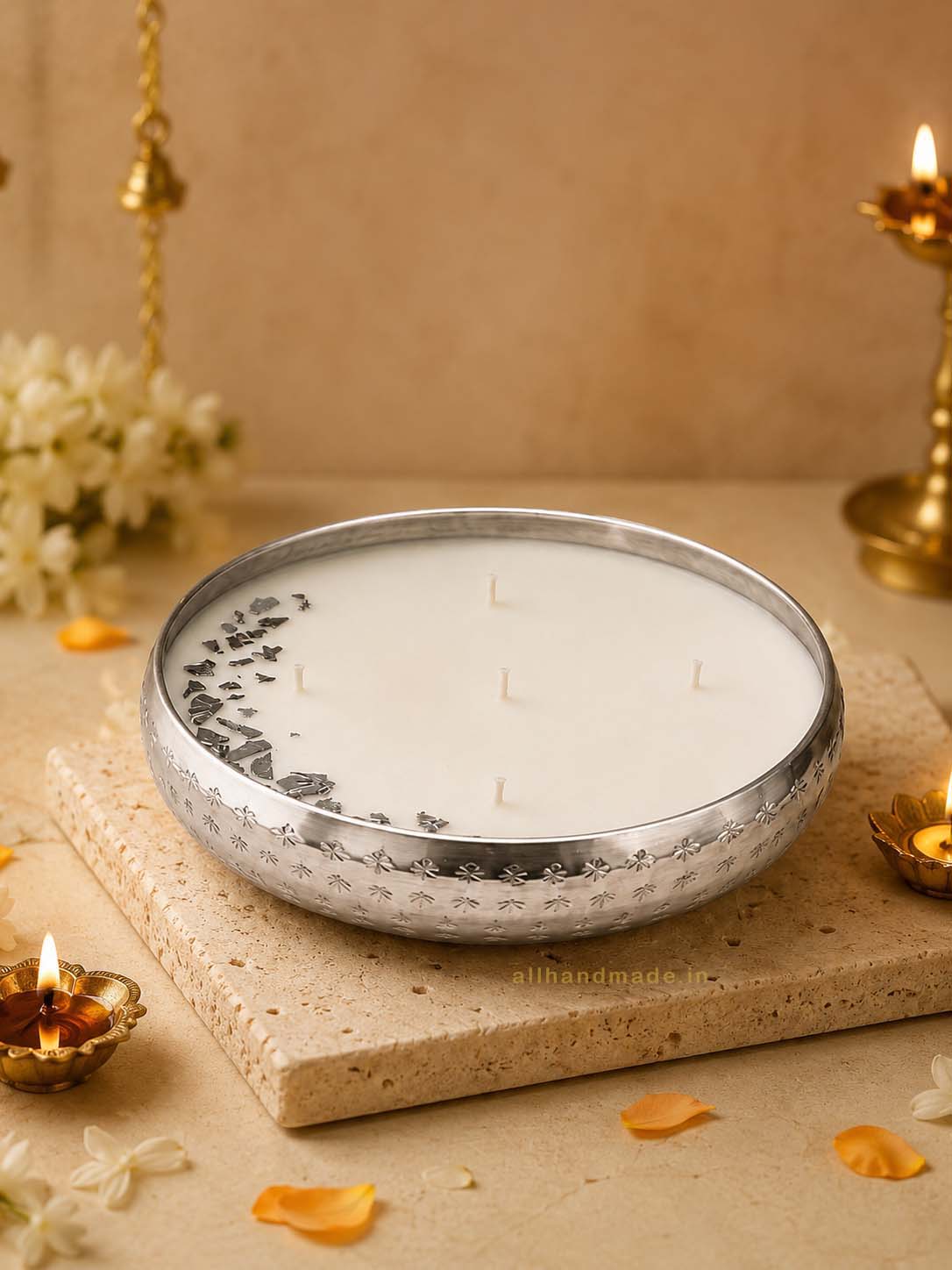 Silver Metallic Urli Candle for Diwali Main image